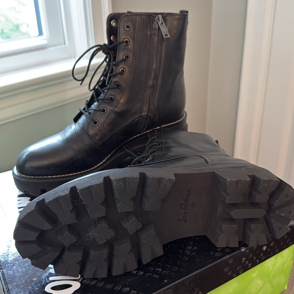 Boots - Picture 4 of 4